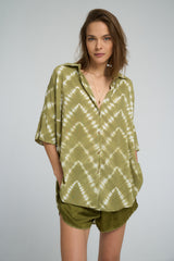 Buttoned front detail of Georgie Shirt in tie dye