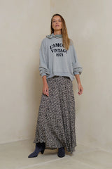 Full-length rayon maxi skirt with elastic waist