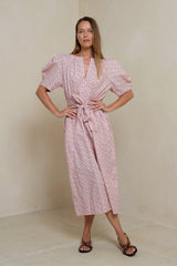 Easy to wear dress with detachable belt for flexible fit