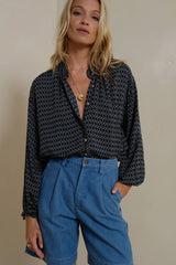 Women’s soft rayon Retro Print shirt