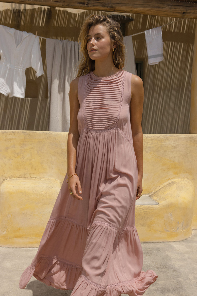 A Model Wearing a Pink Short Sleeve Summer Maxi Dress
