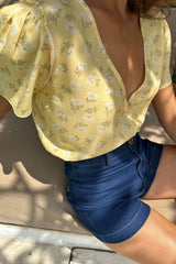 Close up of the sleeve detail and floral yarrow print on the Monty Top.