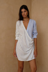 Relaxed mini dress with deep V neckline and adjustable ties 