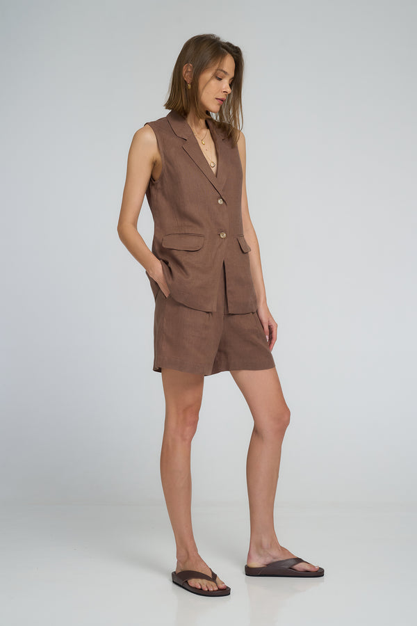 Tailored chocolate Linen shorts with pleats and pockets by LILYA