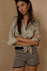 Pull-on striped shorts with breathable open-weave texture 