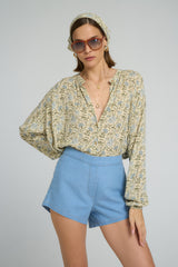 Lightweight rayon blouse with long sleeves in soft floral print
