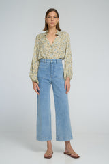 Pale blue stretch denim 7/8 length jean