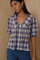 Soft cotton blouse with Peter Pan collar and puff sleeve detailing