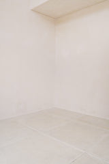 Shiny viscose drape on navy cami